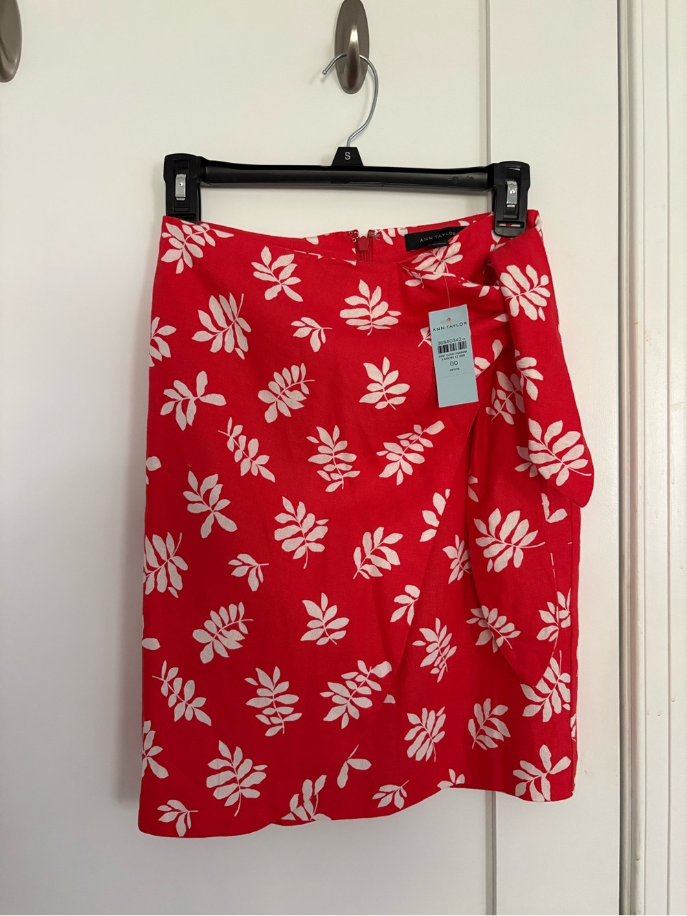 Ann Taylor Red Floral Wrap-Style Midi Skirt